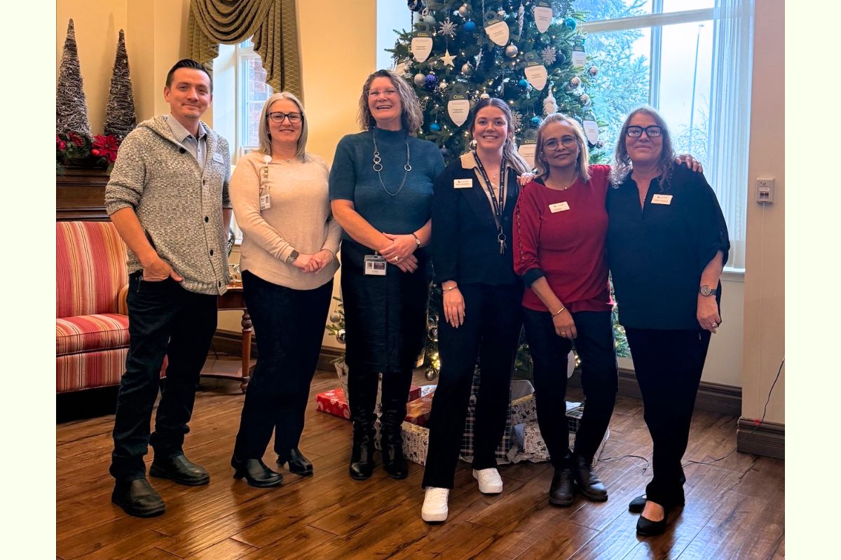 Home Instead Celebrates First Be a Santa to a Senior in Kingston, Ontario